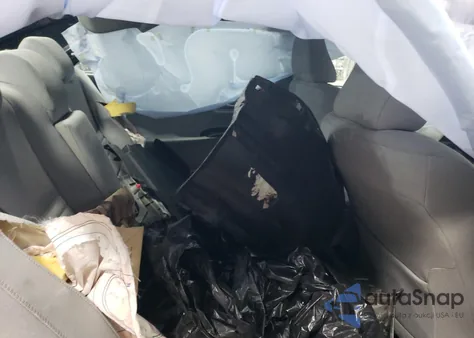 2015 Toyota Camry Le z USA, uszkodzony, nr VIN 4T1BF1FK7FU900736